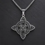 Collar y Colgante, Amuleto Protector Nudo De Bruja Con Luna de Acero Plateado