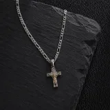 Cruz San Benito de Plata 925 y Oro 14k + Cadena Fígaro 60cm